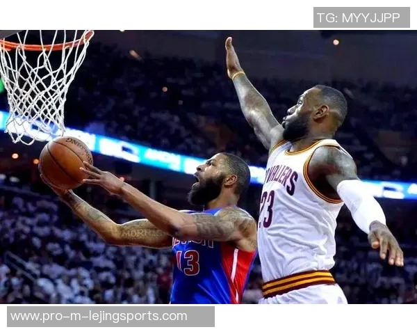 骑士与活塞精彩对决回顾NBA录像带你重温比赛精彩瞬间